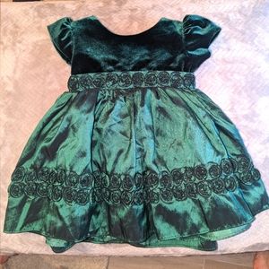 EUC Sweet Heart Rose 18 Month Formal Velvet Silk Look Dark Green Holiday Dress
